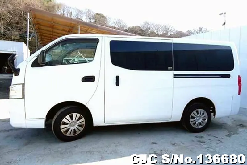 2015 Nissan / Caravan Stock No. 136680