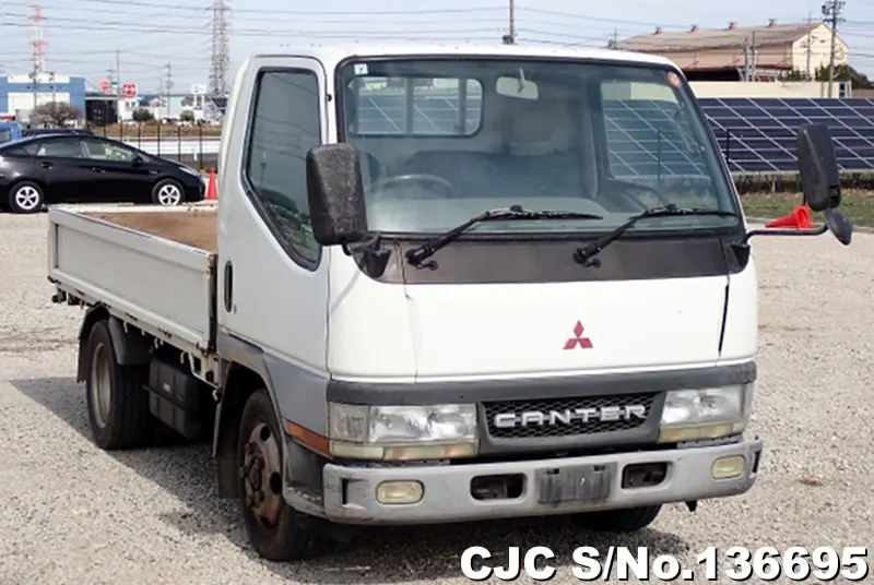2001 Mitsubishi / Canter Stock No. 136695