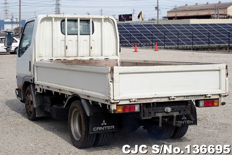 2001 Mitsubishi / Canter Stock No. 136695