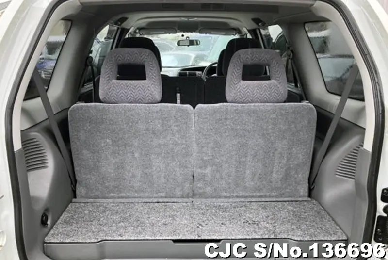 2001 Suzuki / Escudo Stock No. 136696