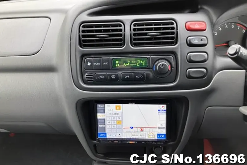 2001 Suzuki / Escudo Stock No. 136696