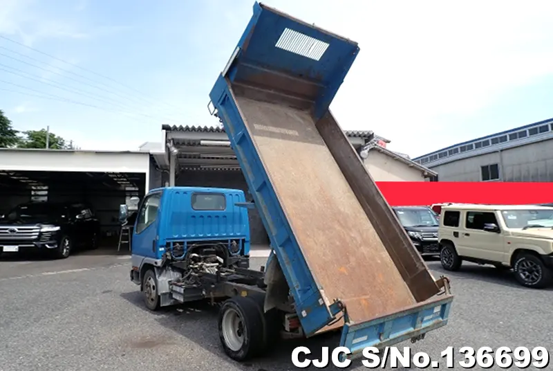 2000 Mitsubishi / Canter Stock No. 136699