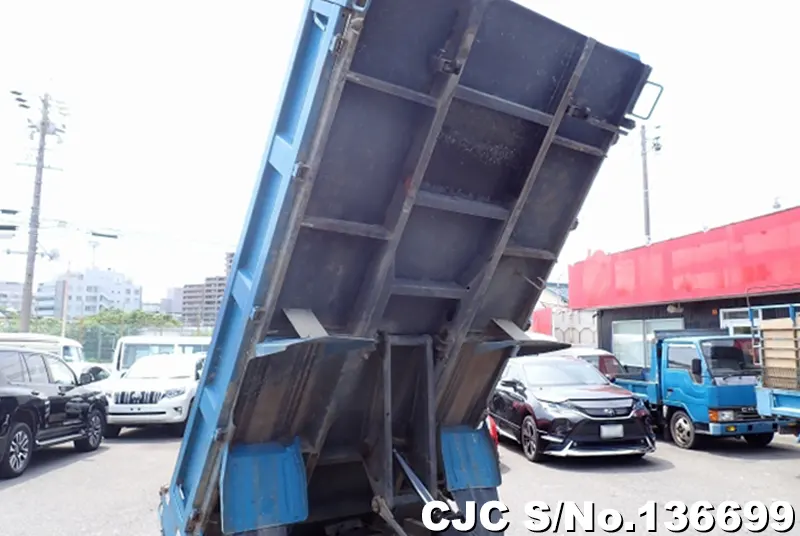 2000 Mitsubishi / Canter Stock No. 136699