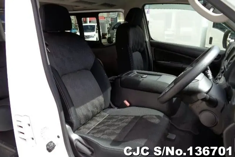 2022 Nissan / Caravan Stock No. 136701