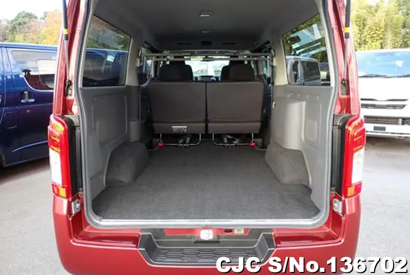 2018 Nissan / Caravan Stock No. 136702