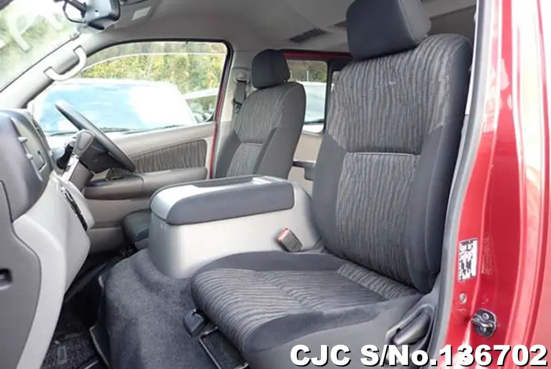 2018 Nissan / Caravan Stock No. 136702