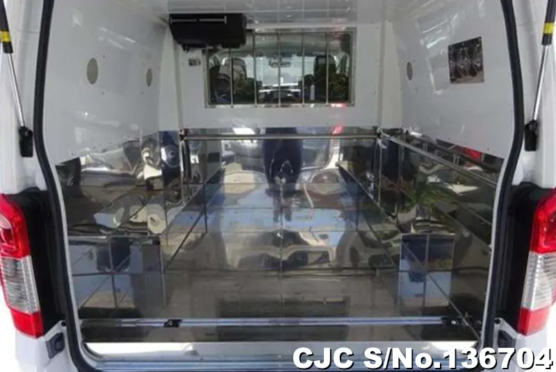 2021 Nissan / Caravan Stock No. 136704