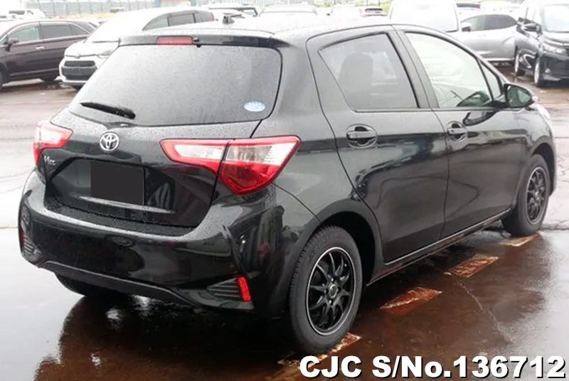 2019 Toyota / Vitz Stock No. 136712