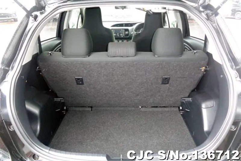 2019 Toyota / Vitz Stock No. 136712