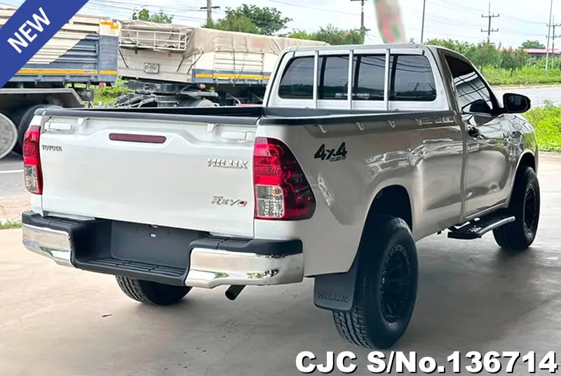 2019 Toyota / Hilux / Revo Stock No. 136714