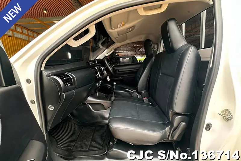2019 Toyota / Hilux / Revo Stock No. 136714