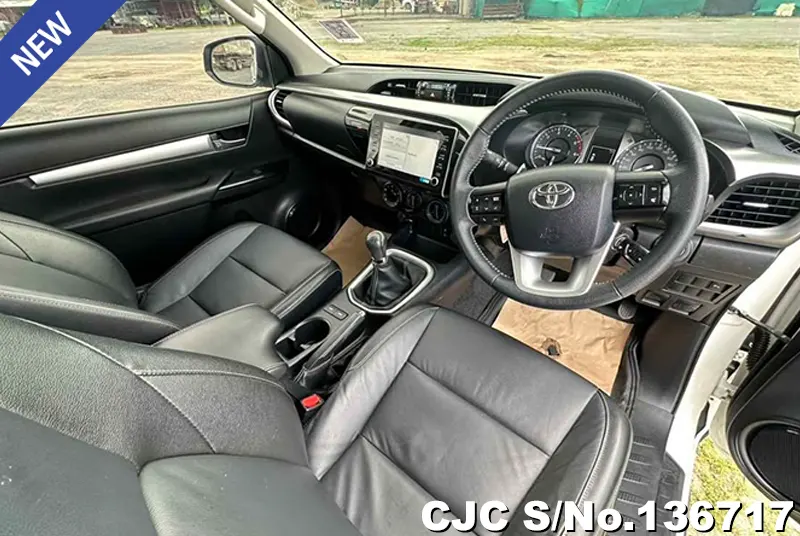 2022 Toyota / Hilux / Revo Stock No. 136717