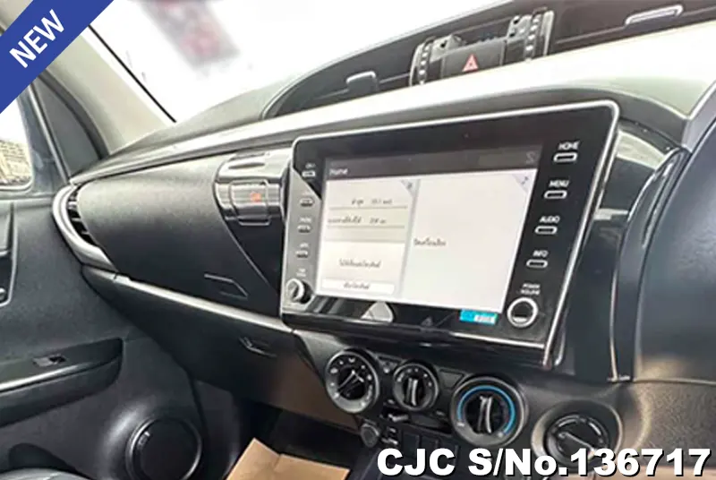 2022 Toyota / Hilux / Revo Stock No. 136717