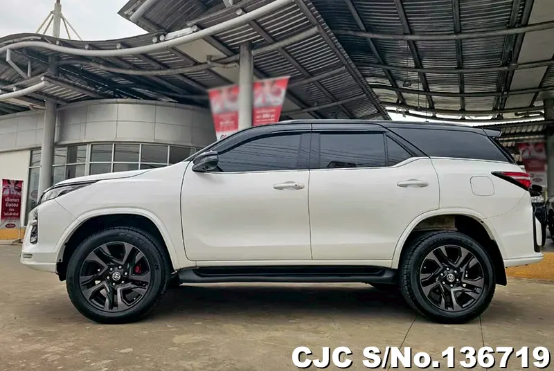 2024 Toyota / Fortuner Stock No. 136719