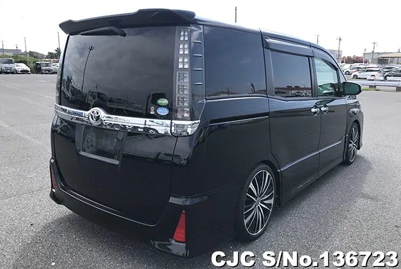 2016 Toyota / Voxy Stock No. 136723