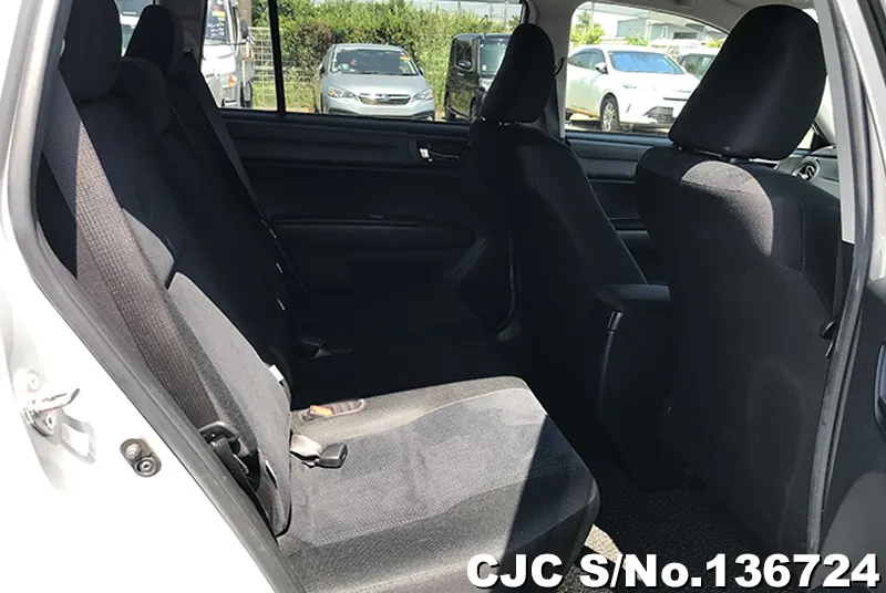 Toyota Corolla Fielder in Silver for Sale Image 11