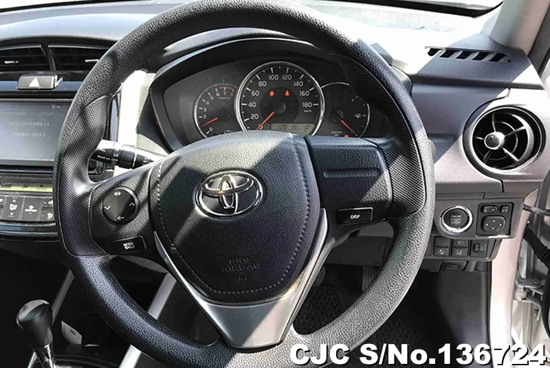 Toyota Corolla Fielder in Silver for Sale Image 12