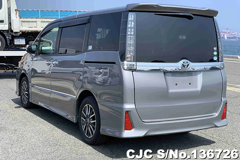 2016 Toyota / Voxy Stock No. 136726