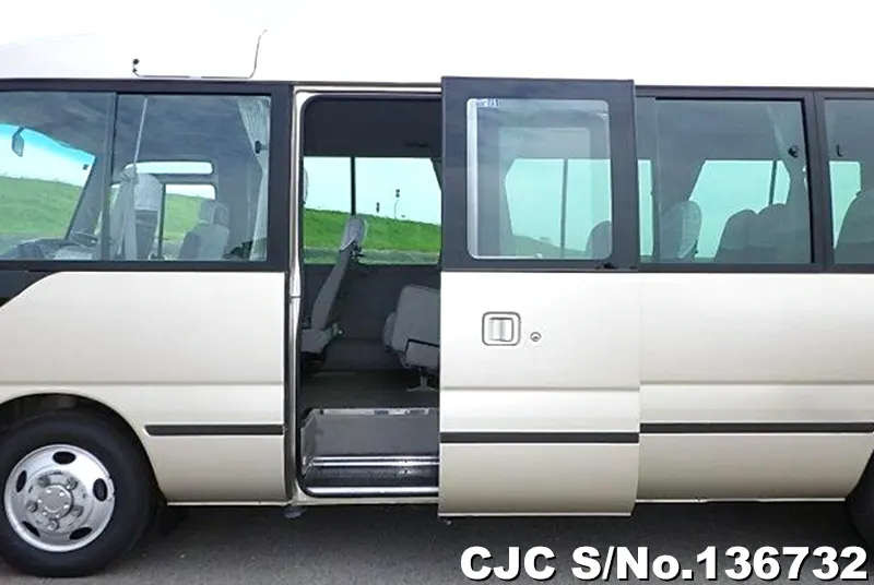 2007 Toyota / Coaster Stock No. 136732