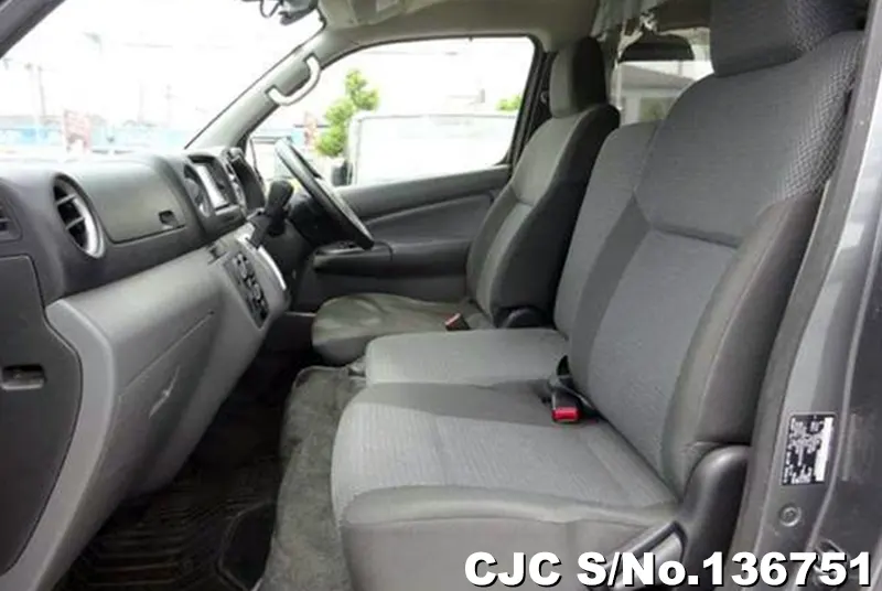 2021 Nissan / Caravan Stock No. 136751