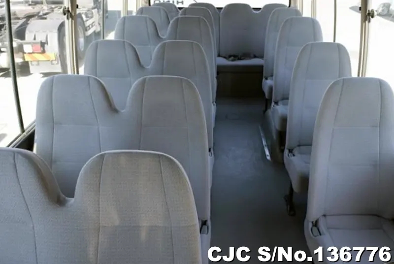 2004 Hino / Liesse Stock No. 136776