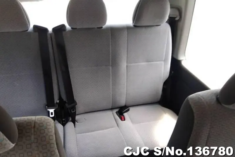 2015 Toyota / Hiace Stock No. 136780