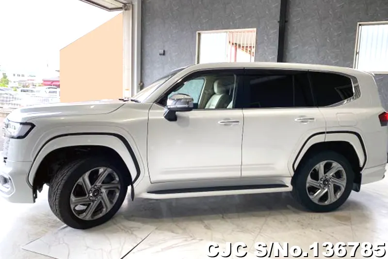 2025 Toyota / Land Cruiser Stock No. 136785