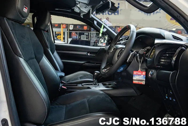 2024 Toyota / Hilux / Revo Stock No. 136788