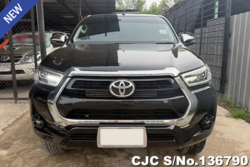 2021 Toyota / Hilux / Revo Stock No. 136790