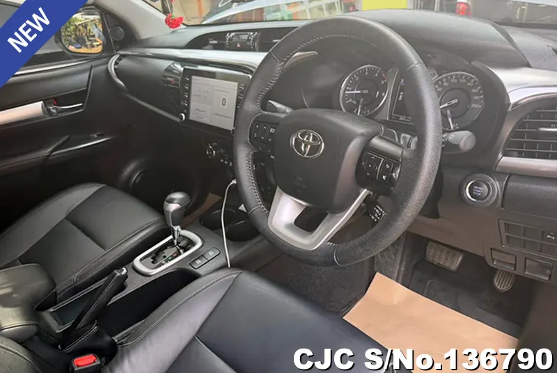 2021 Toyota / Hilux / Revo Stock No. 136790