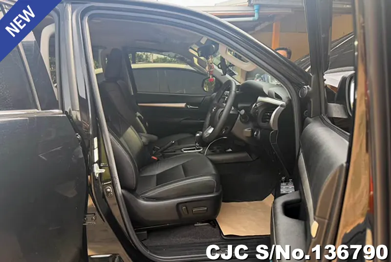 2021 Toyota / Hilux / Revo Stock No. 136790