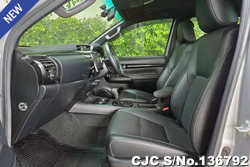2019 Toyota / Hilux / Revo Rocco Stock No. 136792