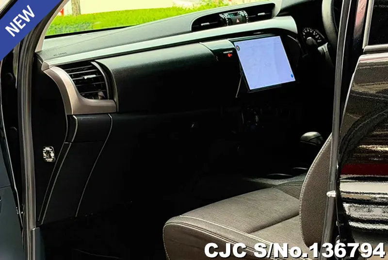 2020 Toyota / Hilux / Revo Stock No. 136794