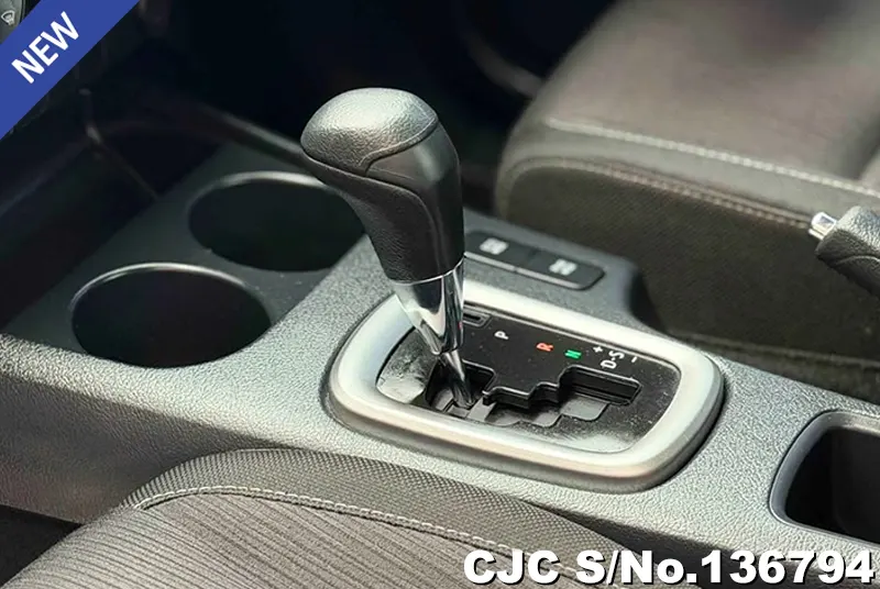 2020 Toyota / Hilux / Revo Stock No. 136794