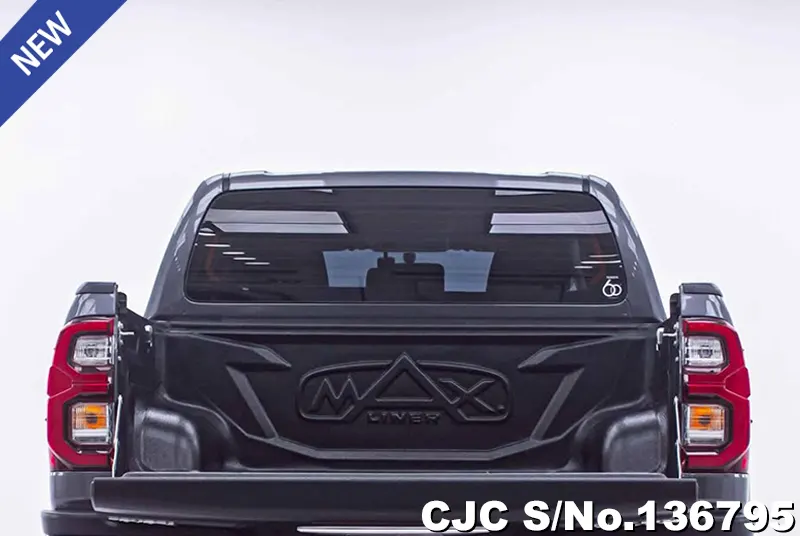 2023 Toyota / Hilux / Revo Stock No. 136795