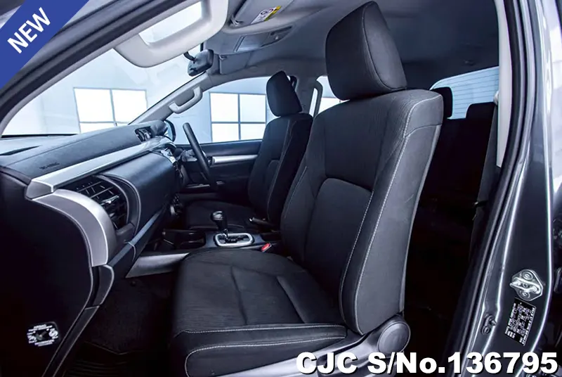 2023 Toyota / Hilux / Revo Stock No. 136795