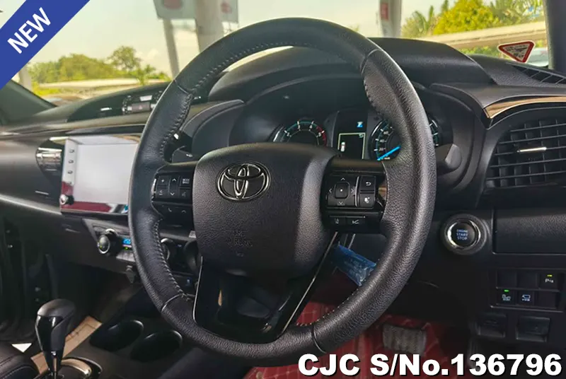 2022 Toyota / Hilux / Revo Rocco Stock No. 136796