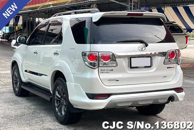 Toyota Fortuner in White for Sale Image 1