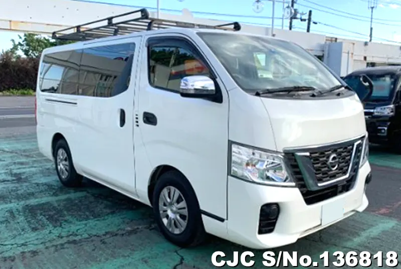 Nissan / Caravan 2018