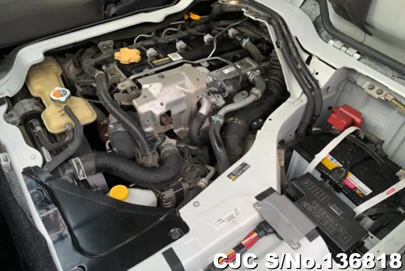 2018 Nissan / Caravan Stock No. 136818