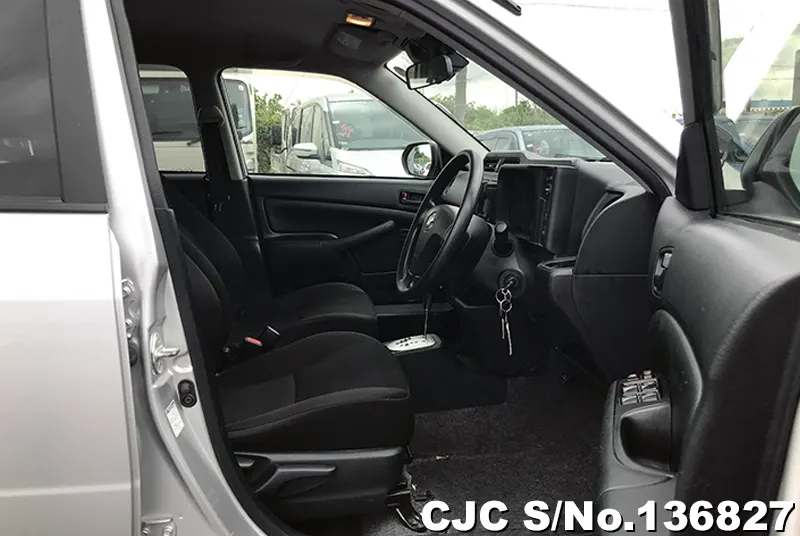 Toyota Probox in Silver for Sale Image 10