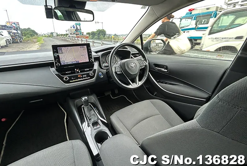 Toyota Corolla in Gray for Sale Image 5