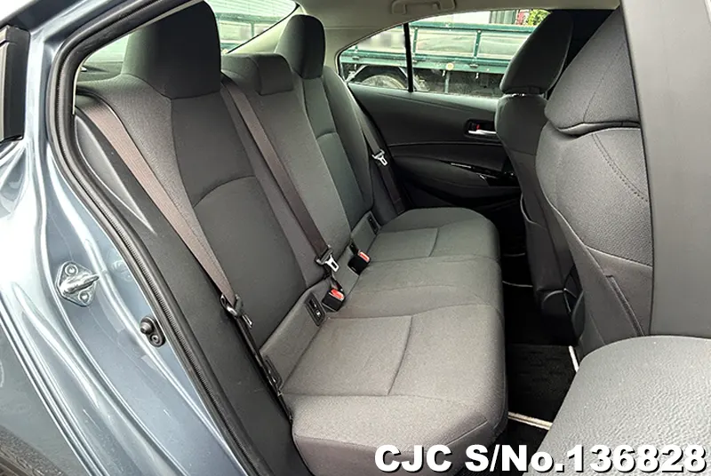 Toyota Corolla in Gray for Sale Image 8