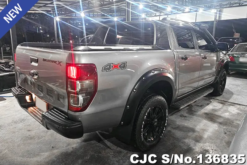Ford Ranger in Gray for Sale Image 2