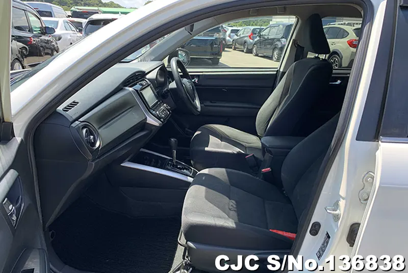 2016 Toyota / Corolla Fielder Stock No. 136838