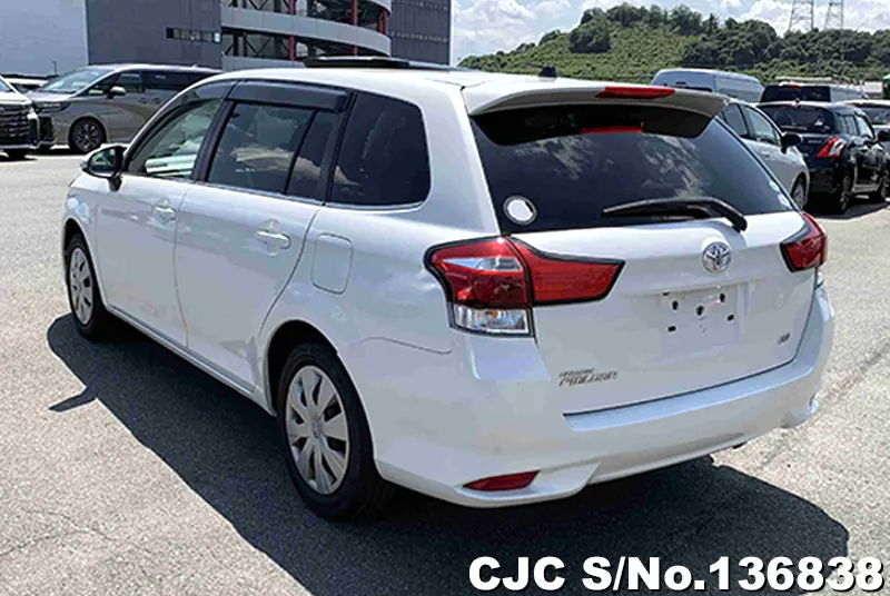 2016 Toyota / Corolla Fielder Stock No. 136838