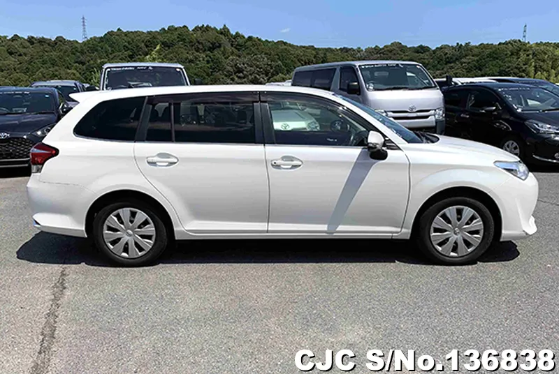 2016 Toyota / Corolla Fielder Stock No. 136838