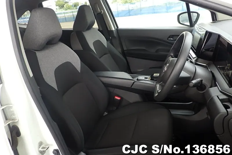 Nissan Note in Pearl for Sale Image 10
