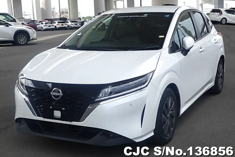 Nissan Note in Pearl for Sale Image 3
