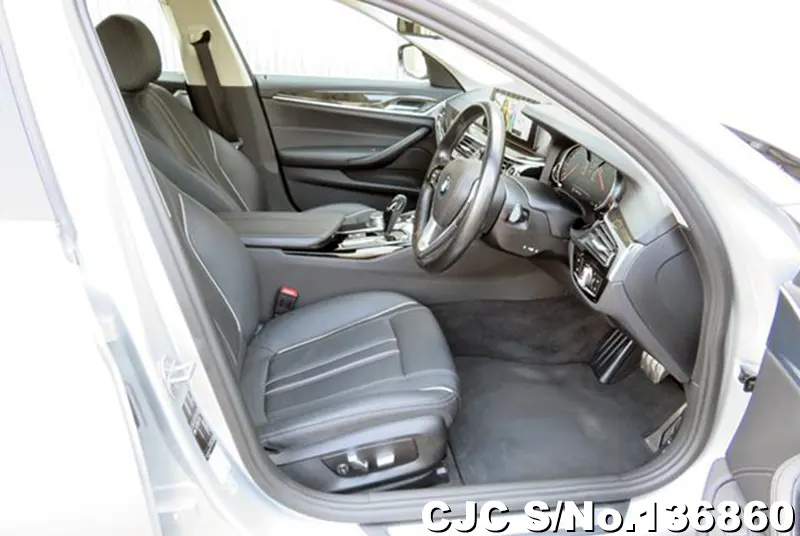 2017 BMW / 5 Series Stock No. 136860